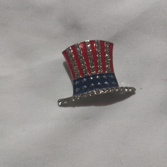 Princess Accessories American Cap pin with small rhinestones - Picture 2 of 5